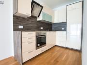 Moderne Wohnung mit Loggia und Stellplatz in zentraler...