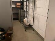 Moderne zwei Zimmerwohnung mit zwei großen Balkontür...