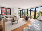 Moderne Zweizimmerwohnung mit Balkon direkt an der Spree...