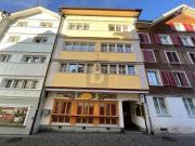 MODERNER INNENAUSBAU IM HERZEN DER STADT