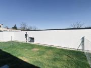 Moderner Wohnraum mit Gartenanteil: Helle 2 Zimmer Wohnung