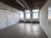 Modernes 45 qm Büro Industriestil mit Charme und...