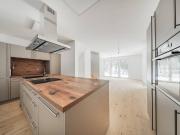 MODERNES 4 ZIMMER KLEINGARTENWOHNHAUS IM GRÜNEN MIT POOL...