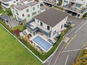 Modernes 5.5 Zi. Einfamilienhaus mit Pool in Jonen kaufen