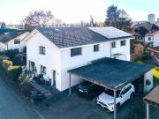 Modernes 5.5 Zimmer Doppeleinfamilienhaus mit Carport