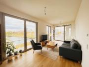 Modernes Apartment in der Europa City mit Wasserblick