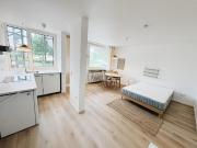 Modernes Apartment vollmöbliert