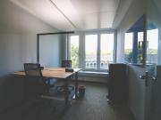 Modernes Büro am Tessinerplatz mit Stadtblick