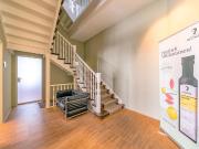 Modernes Bürogebäude im historischen Gewand