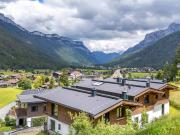 Modernes Chalet in Skiliftnähe mit Blick über Waidring