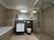 Modernes Dachgeschossapartment mit Balkon in Schöneberg,...