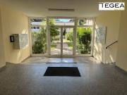 Modernes Design Studio mit Loggia und Balkon in ruhiger...