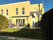 Modernes Eckreihenhaus mit Garage und Pool!