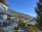 Modernes Eckreihenhaus mit Garten, Terrasse & Garage in...