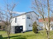 Modernes Einfamilienhaus Baujahr 2015 mit Wärmepumpe in...