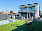 Modernes Einfamilienhaus mit Garten, Pool & hochwertiger...