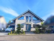 Modernes Einfamilienhaus mit Pool, PV Anlage &...