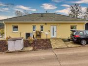 Modernes Einfamilienhaus mit Terrasse, Garage & PV im...