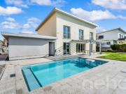 Modernes Einfamilienhaus mit Weitsicht und privatem...