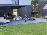 Modernes Endhaus am Brabandkanal mit großem Garten,...