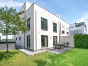Modernes Familienhaus mit Skylineblick in Götzenhain