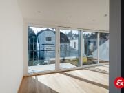 Modernes, klar gestaltetes Einfamilienhaus mit viel...