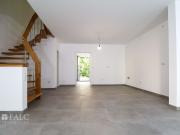 Modernes Neubauhaus Erstbezug mit Terrasse und...