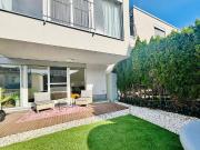 Modernes Reihenhaus mit Garten & Dachterrasse in...
