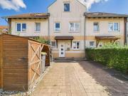 Modernes Reihenmittelhaus mit Platz für eine große Familie Modernes Reihenmittelhaus mit Platz für eine große Familie