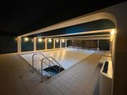 Modernes Studio mit Indoor Pool 1 Monats Miete 01.01 01.02
