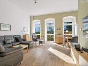 Modernes Wohnen auf zwei Ebenen mit eigenem Garten am...