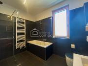 Modernes Wohnen: Doppelhaushälfte mit Doppel Carport