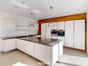 Modernes Wohnen mit Luxus und Stil – großzügige 4 Zimmer...