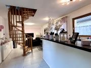 Modernes Wohnen über drei Etagen – wie ein eigenes Haus!