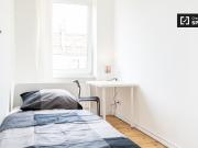 Modernes Zimmer in 4 Zimmer Wohnung in Treptow Köpenick