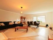 Modernisiert und großzügige Erdgeschoss Wohnung mit...