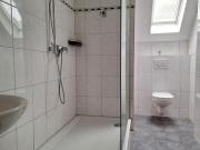 Modernisierte 2,5 Zimmer KDB Wohnung 58qm in ruhiger...
