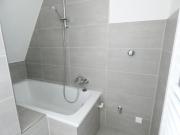 Modernisierte 2 Zi. Altbau Whg.mit Designboden in E Kray!