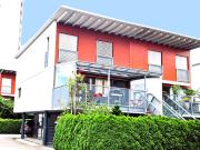 Modernisierte DHH: Perfekt angebunden an die Bregenzer...