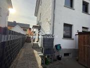 Modernisierte Doppelhaushälfte mit Einliegerwohnung