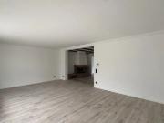 Modernisierte, lichtdurchflutete Erdgeschosswohnung mit...