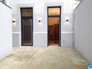 Modernisiertes Atelier im historischen Altbau in bester...