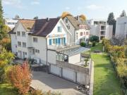 Modernisiertes Doppeleinfamilienhaus mit Garten in Aarau