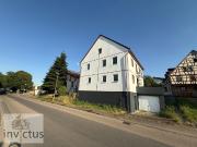 Modernisiertes Einfamilienhaus mit Ausbaupotenzial einer...