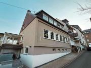 Modernisiertes Einfamilienhaus mit Garten & Pool in...