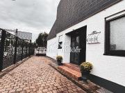 Modernisiertes Einfamilienhaus mit großem Garten in...