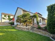 Modernisiertes Einfamilienhaus mit großem Garten, Sauna...