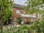 Modernisiertes Reiheneckhaus mit neuer Küche in Neuss...