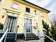 Modernisiertes Reihenendhaus mit Garten in gesuchtem...