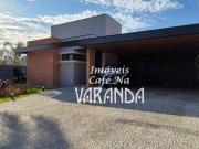 MODERNÍSSIMA. E TÉRREA. !